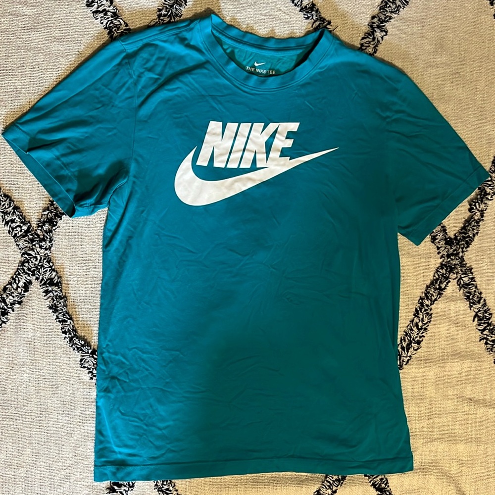 The Nike Tee size S Dri-Fit tee
